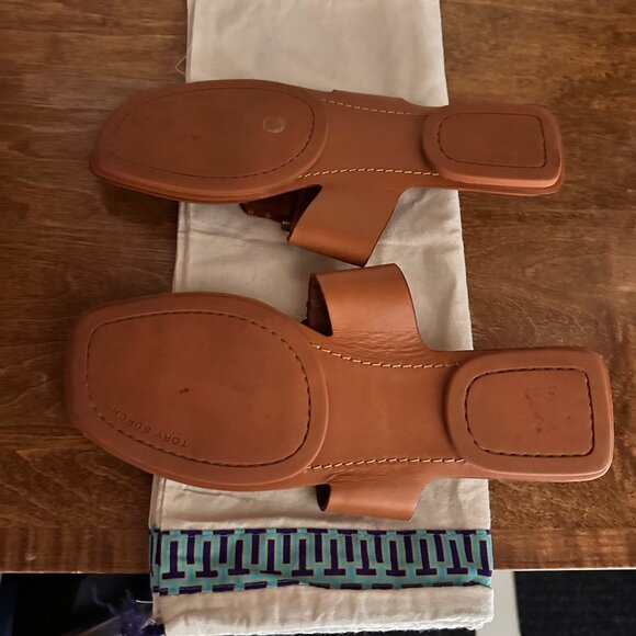 Tori Burch Georgia Leather Thong Sandals - Picture 3 of 4
